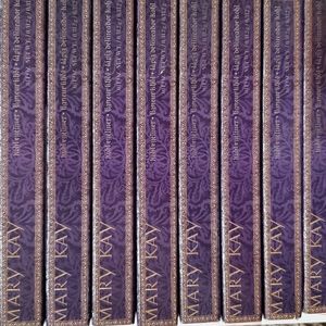 MARY KAY Mulberry Eyeliner *RARE. SPECIAL EDITION*